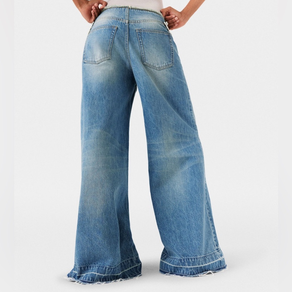 NWT Stella McCartney Diamanté Swirl Mid-Rise Wide Leg Jeans $2,600 29 - Picture 2 of 10